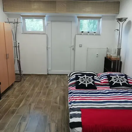 Apartman 公寓式酒店